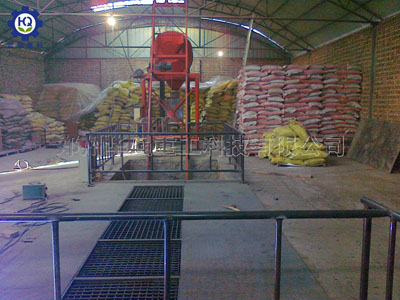 BB肥生產現(xiàn)場